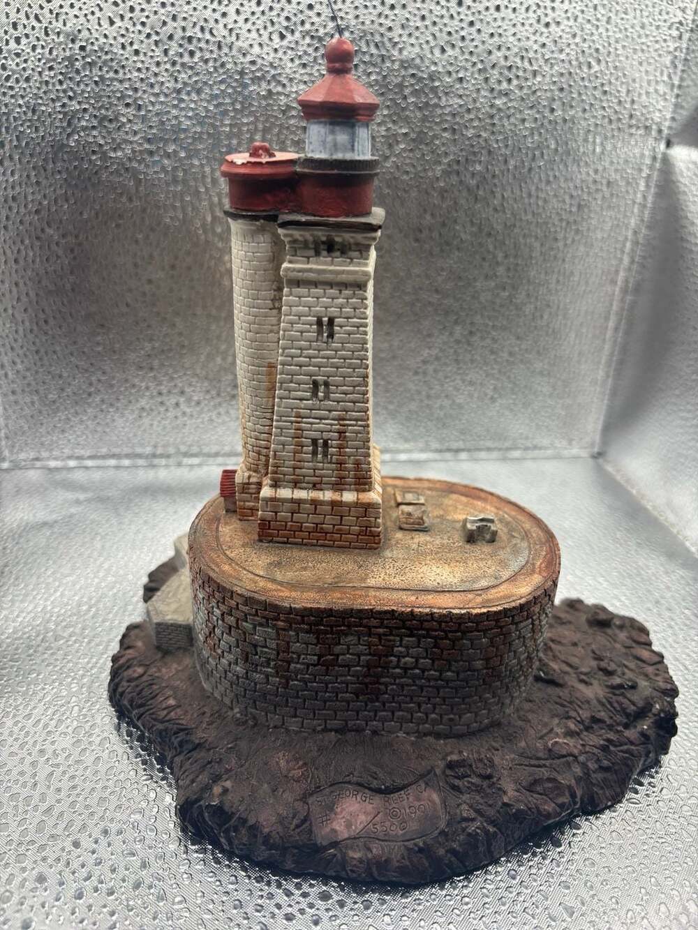 Harbour Lights St. George's Reef California Lighthouse Figurine #115 (1991)
